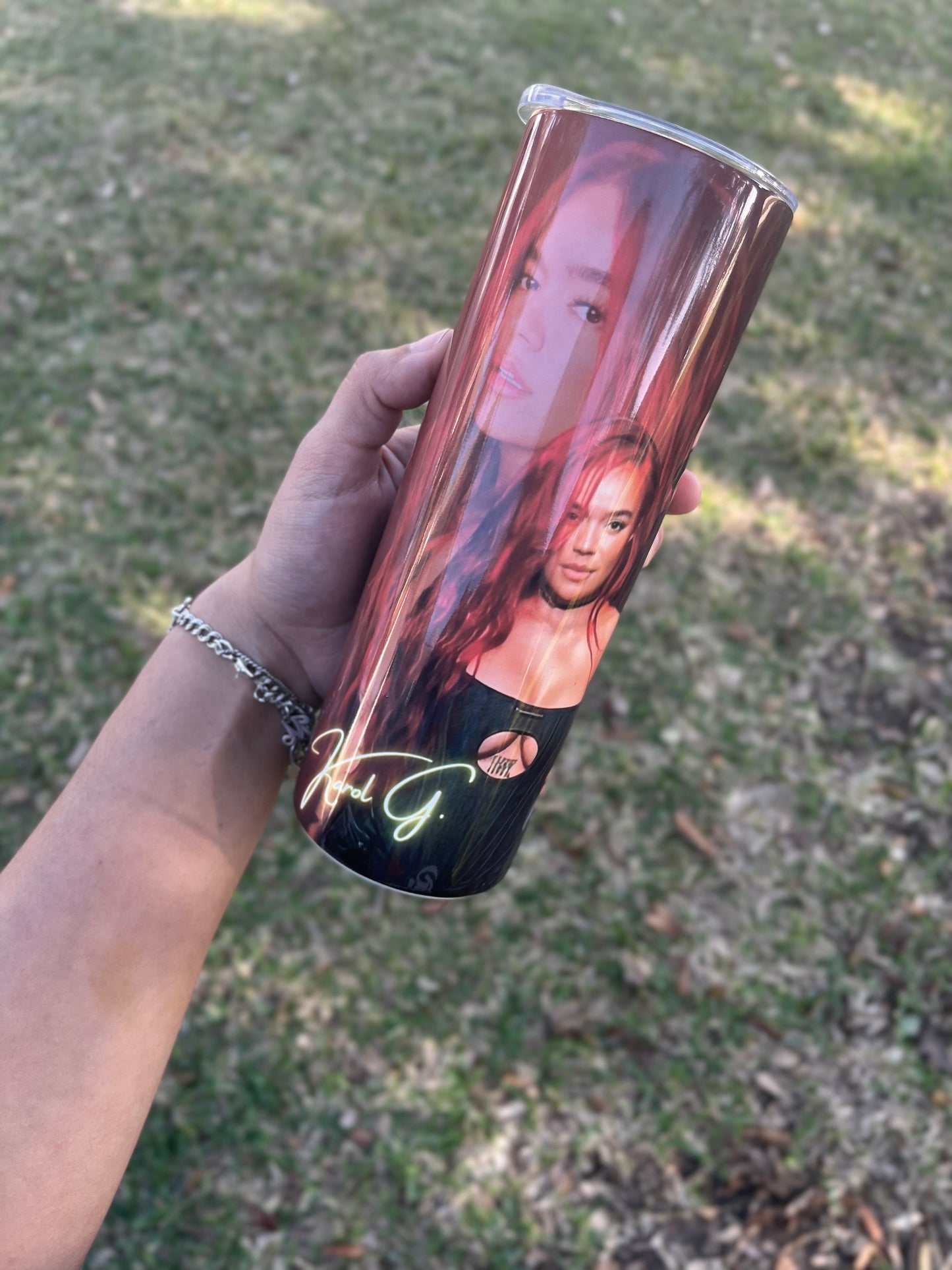 Karol G & Bad bunny tumbler